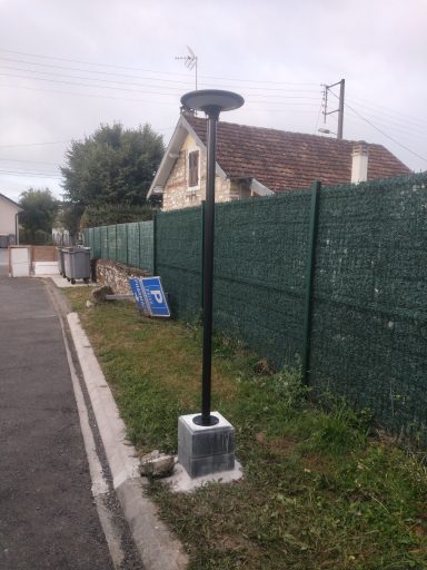 candelabre solaire éclairage parking